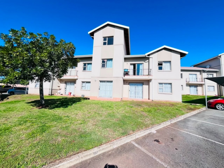 2 Bedroom Property for Sale in Beacon Bay North Eastern Cape